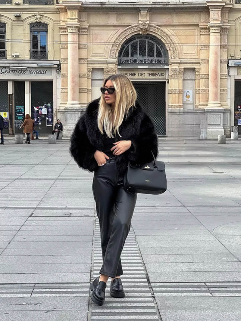 Jenna™ - Luxurious Faux Fur Coat