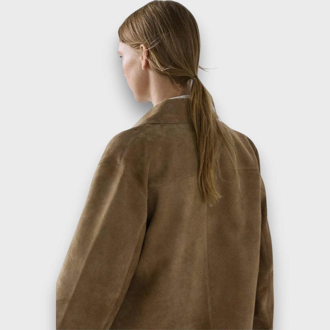 Naomi™ - Classic Cut Elegant Suede Jacket
