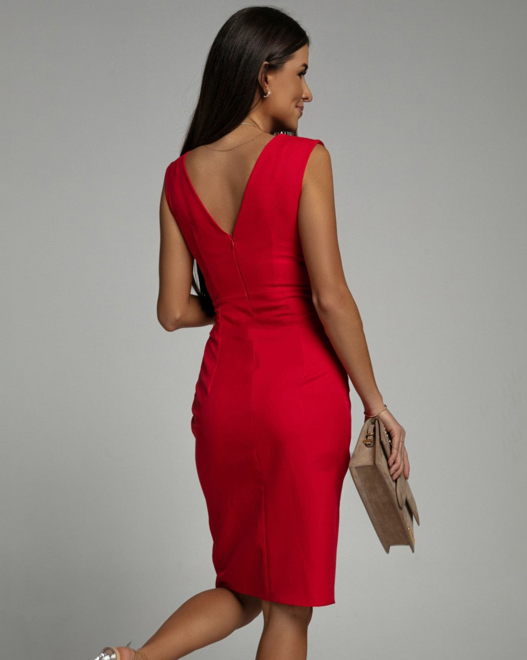 Kiona Dress™ - Sophisticated Fit with V-Neckline and Side Slit