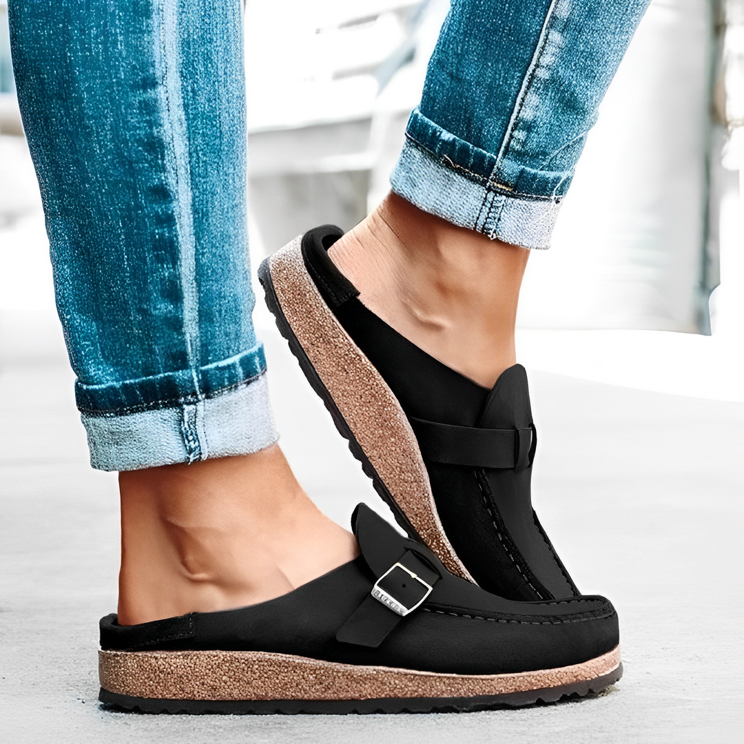 Luz™ - Suede Moccasin Sandal