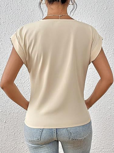 Celest - Relaxed V-Neck Casual Tee