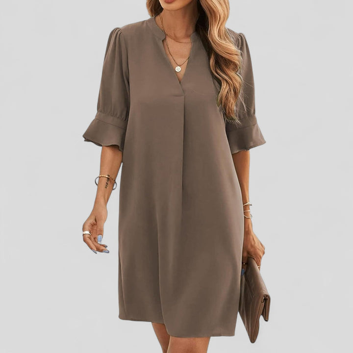 Ruth™ - Chic V-Neck Dress for Everyday Wear