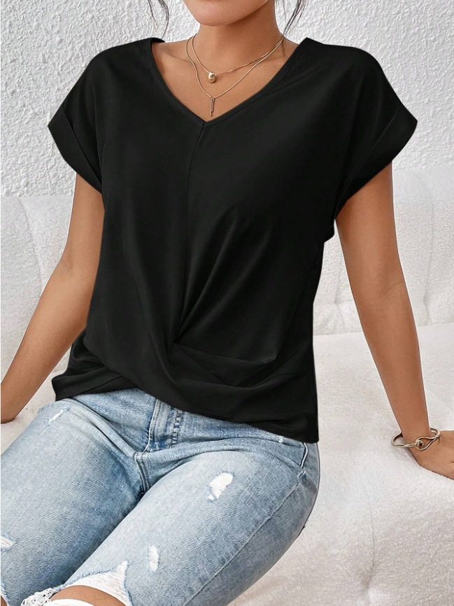 Celest - Relaxed V-Neck Casual Tee