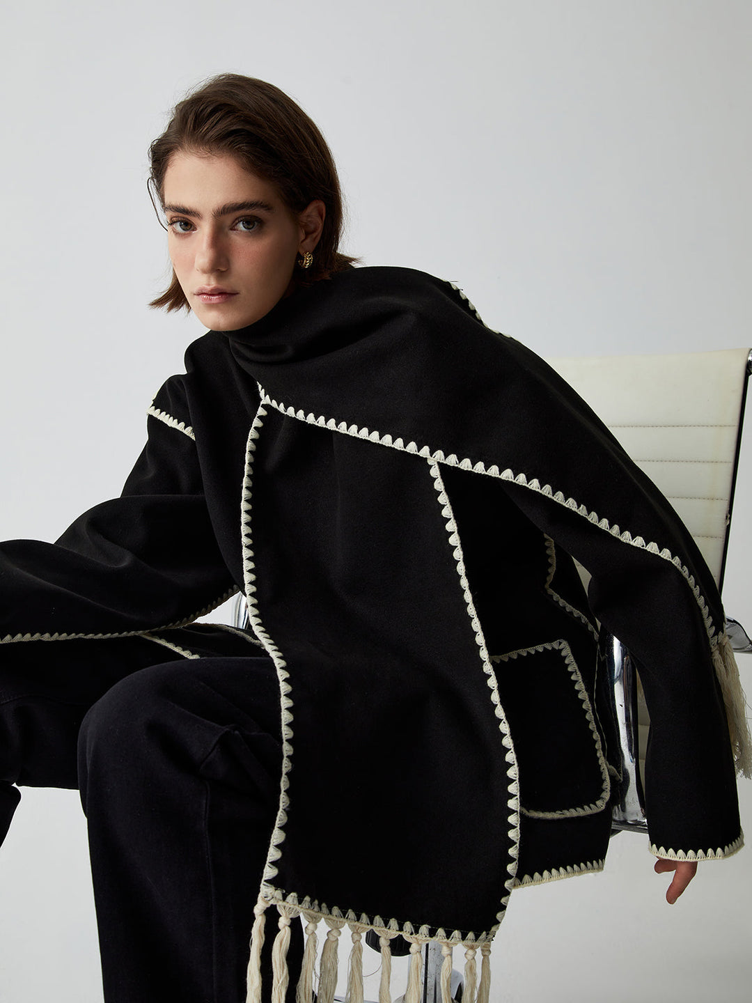 Layla™ - Chic Jacket with Coordinating Scarf and Stylish Contrast Trim