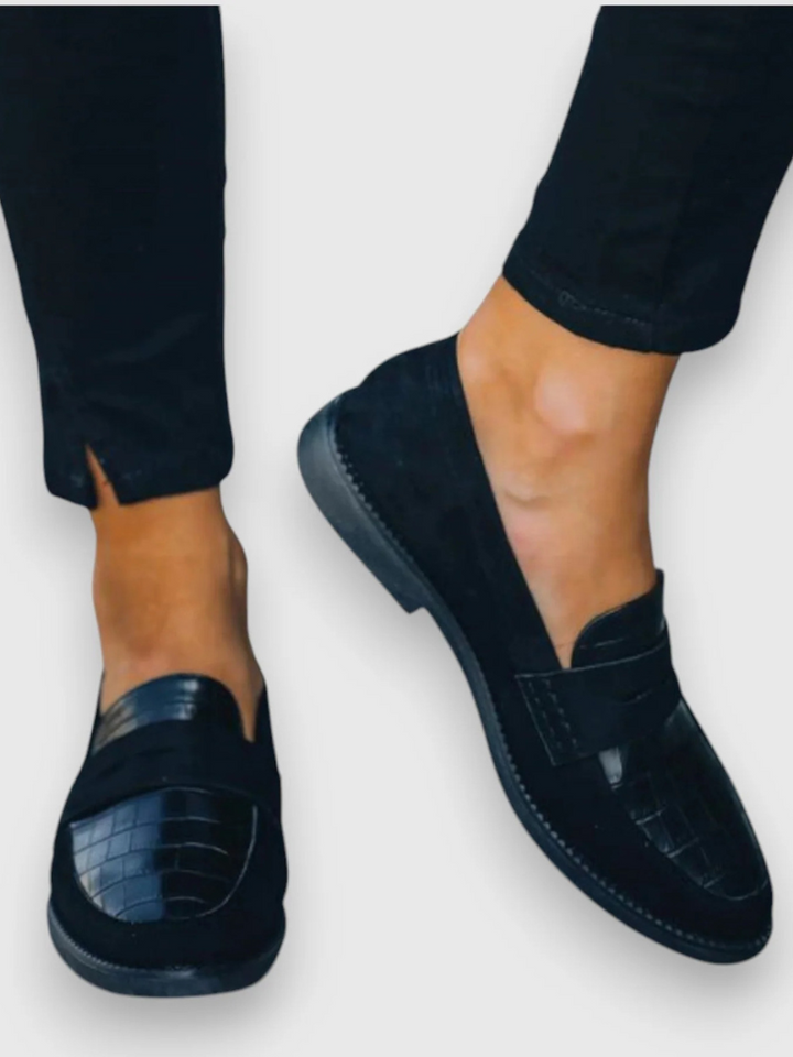 AVA™ - Croc-Detail Orthopedic Loafers