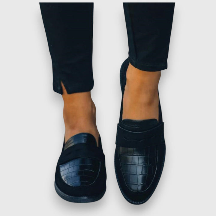 Alyana™ - Premium Leather Orthopedic Loafers