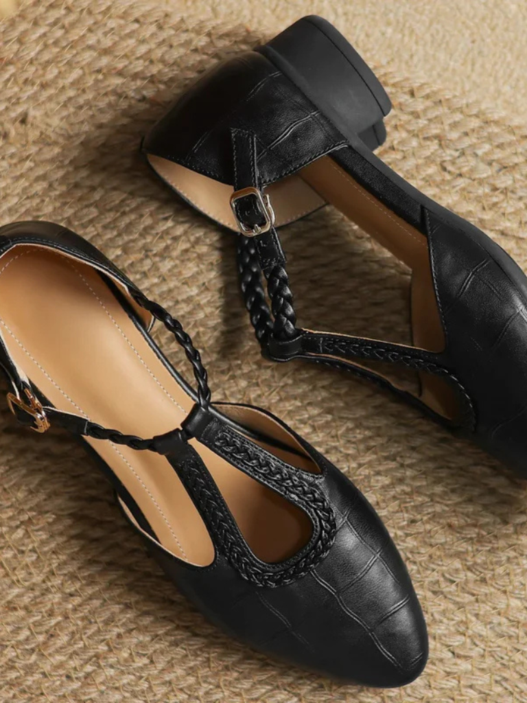 Aveline™ - Elegant Footwear