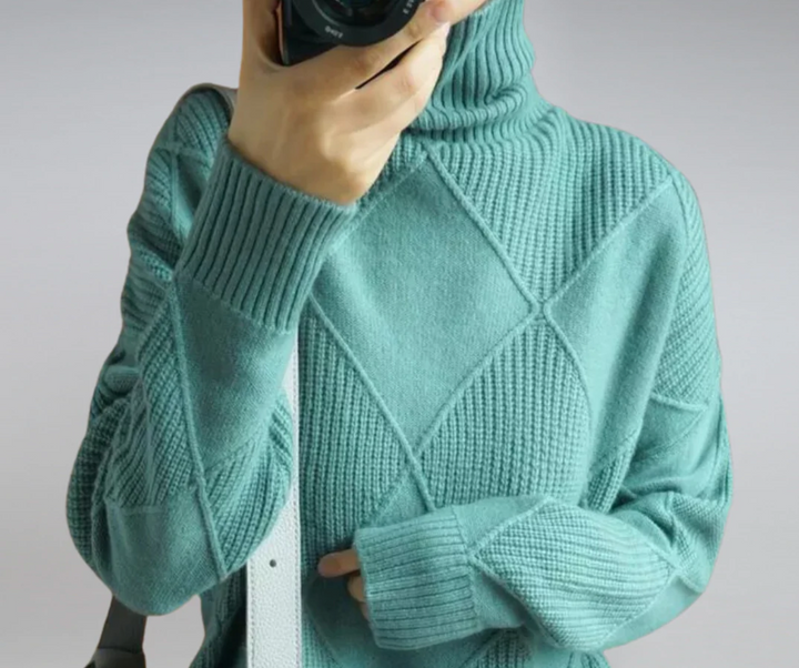 Bella™ - Snug Turtleneck Sweater