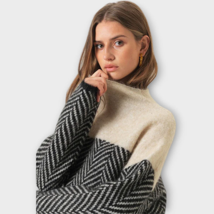 Maeve™ - Comfortable Turtleneck Sweater