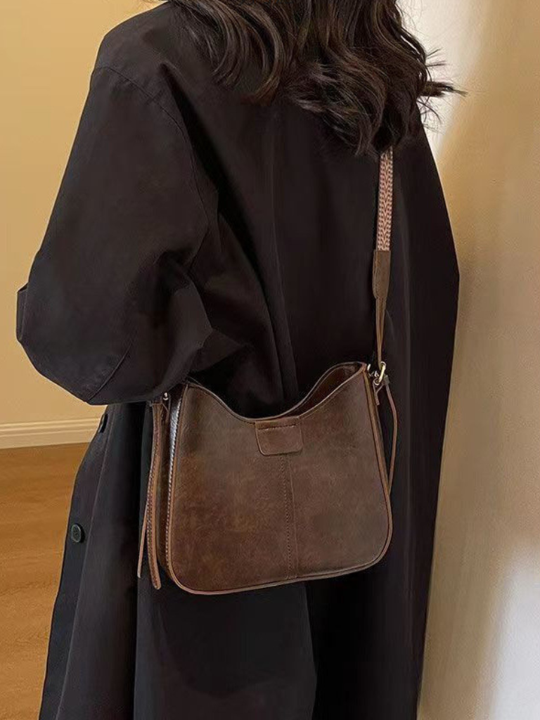 Cyrille™ - Chic Crossbody Bag