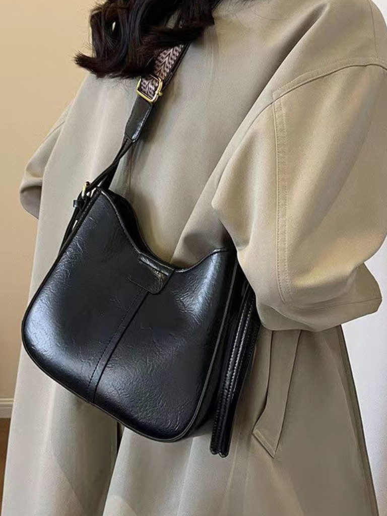 Cyrille™ - Chic Crossbody Bag