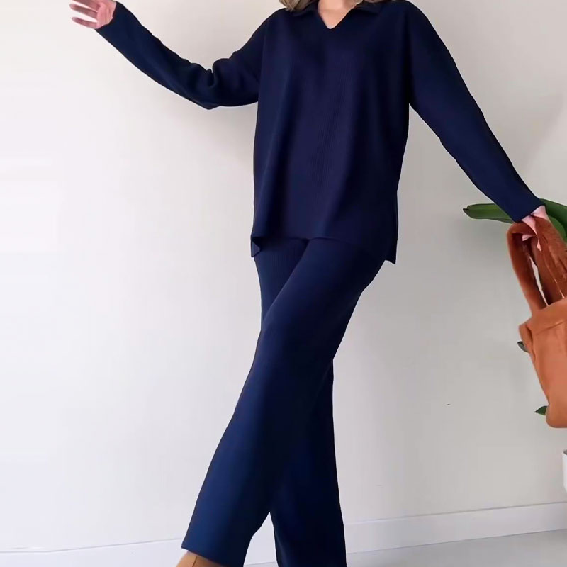 Erin™ - Relaxed V-Neck Two-Piece Ensemble